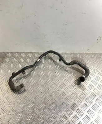 Volkswagen Touareg II Engine coolant pipe/hose 7P0121070G 7P0121156C