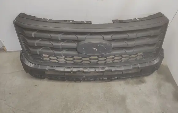 Ford Explorer VI Quarter panel pressure vent FB538200GEW FB538200