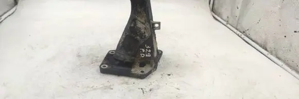 BMW 3 E46 Engine mounting bracket 6754185