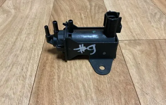 Ford Focus Turbo solenoid valve 