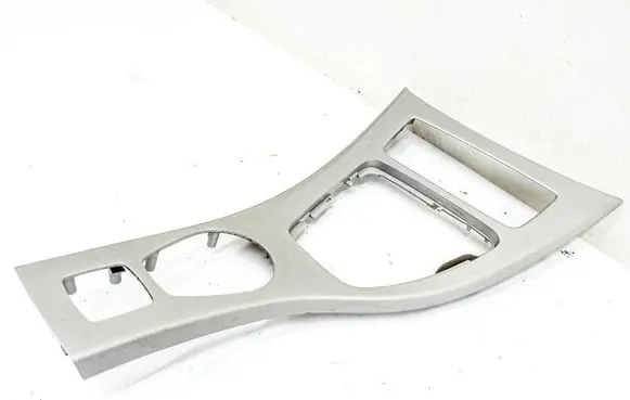BMW 3 E92 E93 Dashboard glove box trim 52850610 528506 919724102