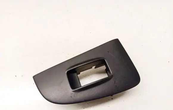 Toyota Avensis T250 Front door window switch trim 7423105140