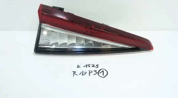 Skoda Enyaq iV Tailgate rear/tail lights 5LG945307