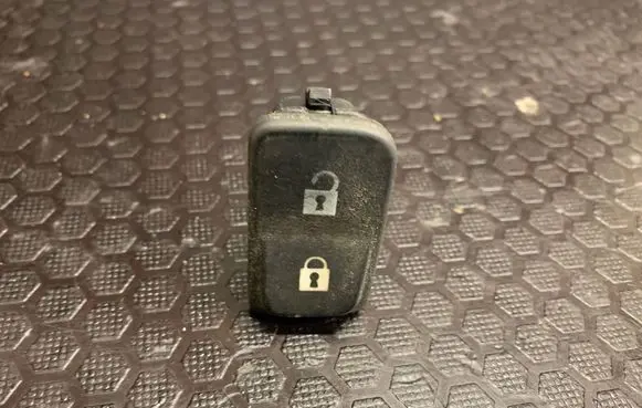 Central locking switch button