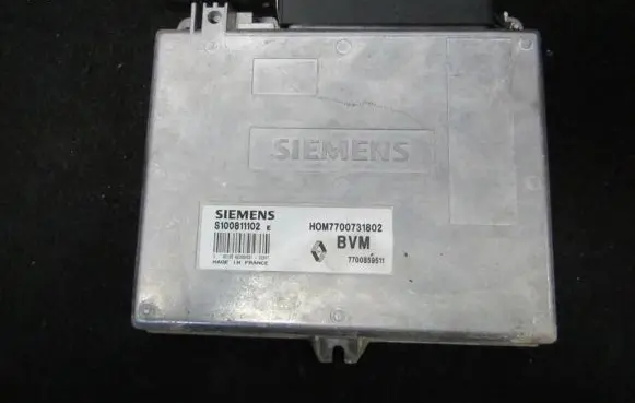 Renault 19 Engine control unit/module HOM7700731802 7700859511