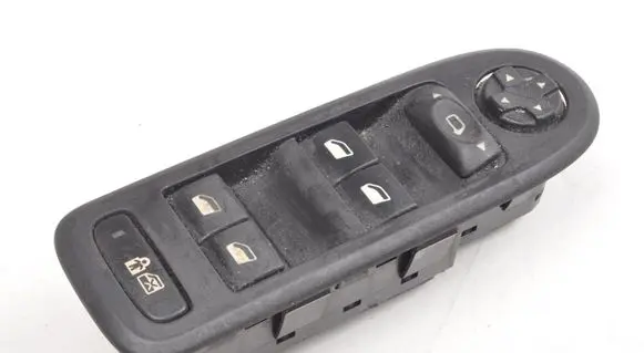 Peugeot 308 Quarter vent window switch 96644915XT