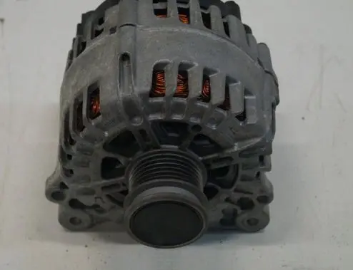 Audi Q3 8U Generator/alternator 04E903023K