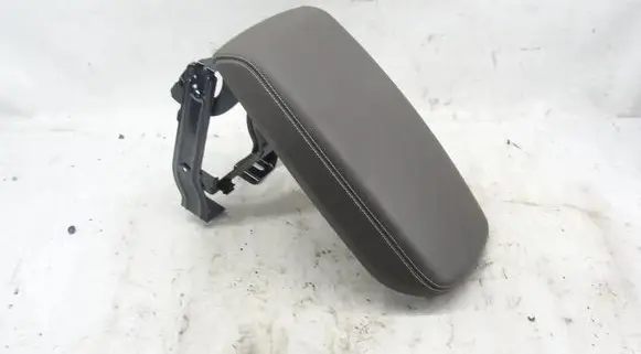 BMW X3 F25 Armrest brak