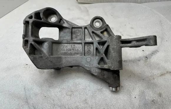 Volkswagen Touareg III Generator/alternator bracket 059903143BJ