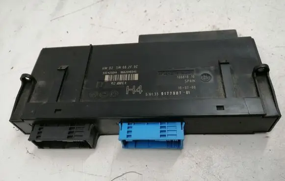 BMW 3 E90 E91 Engine control unit/module ECU 6135917798701 10681810 9662019345