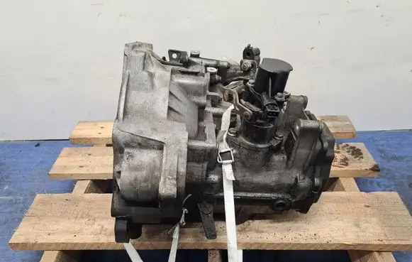 Volkswagen PASSAT B3 Manual 6 speed gearbox CEY