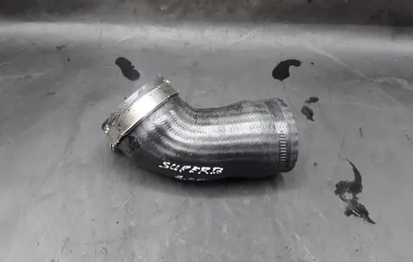 Skoda Superb B6 (3T) Air intake hose/pipe NOCODE