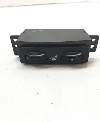 Toyota Avensis T250 Seat heating switch 453417