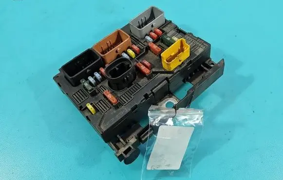 Citroen C4 Grand Picasso Central body control module 9664055680 IMPRK1545018