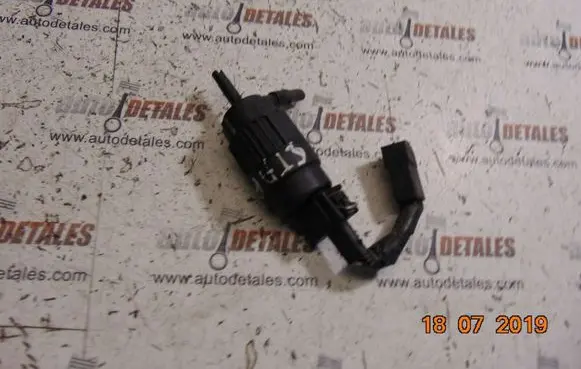 Mitsubishi Space Star Windscreen/windshield washer pump