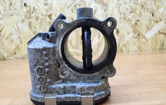 Volvo S80 Throttle valve 8692720 0281002701