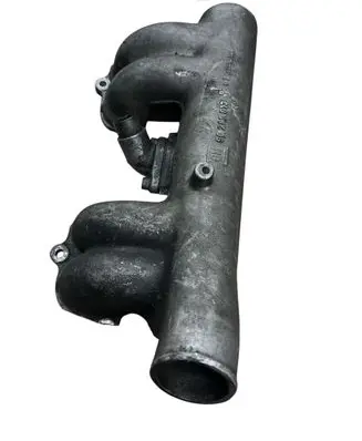 Ford Mondeo MK II Exhaust manifold 90285813