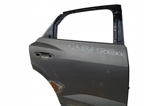 Audi Q3 F3 Rear door