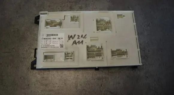 Mercedes-Benz B W246 W242 Comfort/convenience module A1569007402