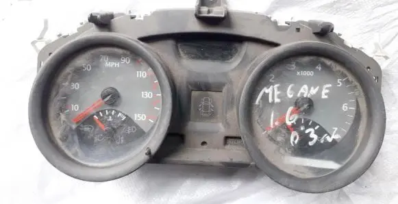 Renault Megane II Speedometer (instrument cluster) 8200292051 35110419