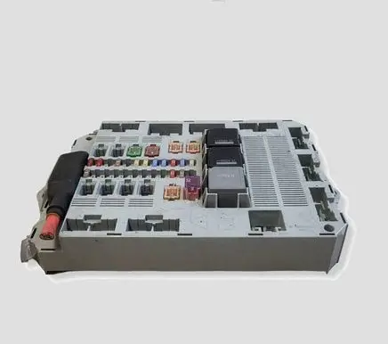 Jaguar XF X250 Fuse module 9X2314D628AC 12275841 WH0069
