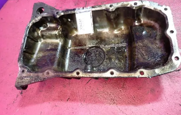 Ford Fusion Oil sump 98MM6675EA