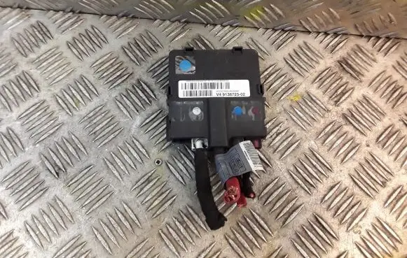 Mini One - Cooper Coupe R56 Fuse box set 9136725