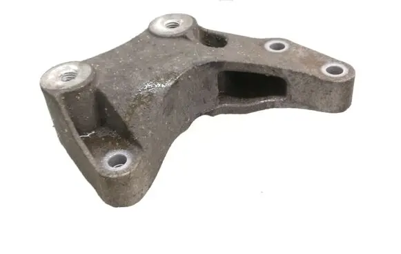 Opel Corsa D Gearbox mounting bracket 13185906
