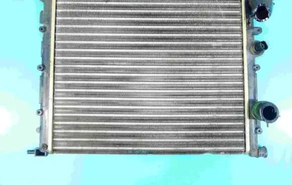 Renault Megane I Coolant radiator IMPRK985854