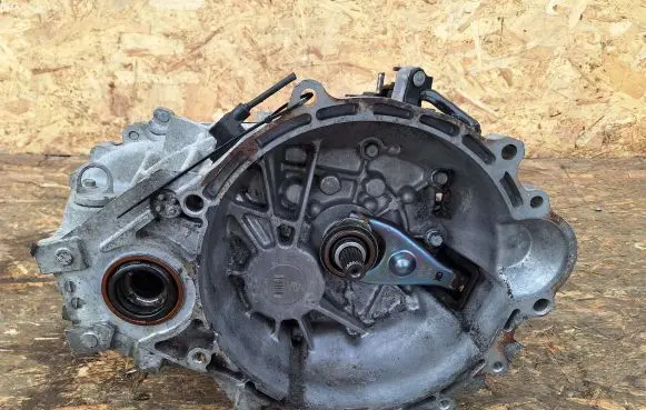 KIA Rio Manual 5 speed gearbox WGW6H