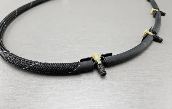 BMW 5 F10 F11 Fuel return line/hose 7823408 13537823408