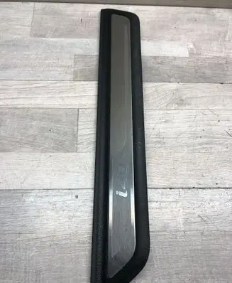 Hyundai i40 Front sill trim cover 858733Z100