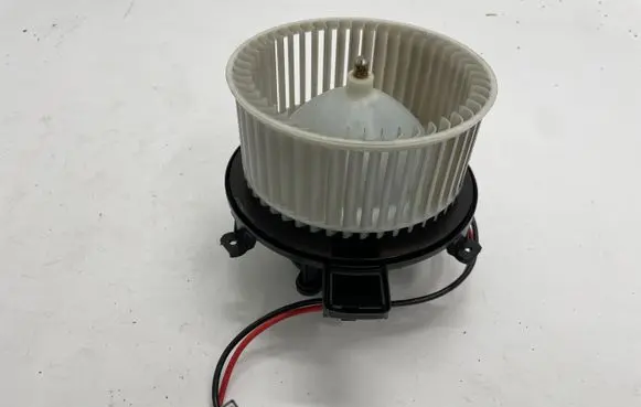Opel Insignia B Heater fan/blower GU002001