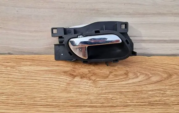 Citroen C4 I Front door interior handle 96435310VD