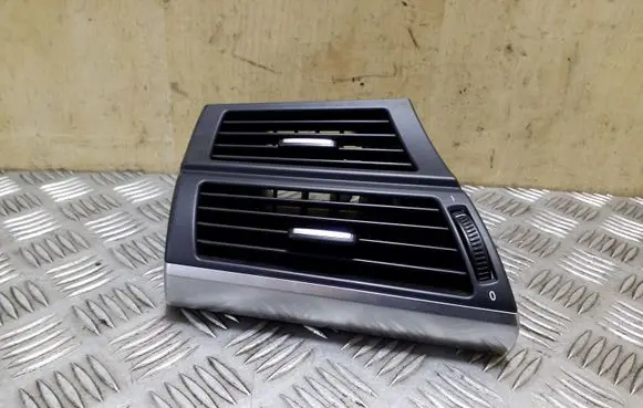 BMW X5 E70 Dashboard side air vent grill/cover trim 7161803