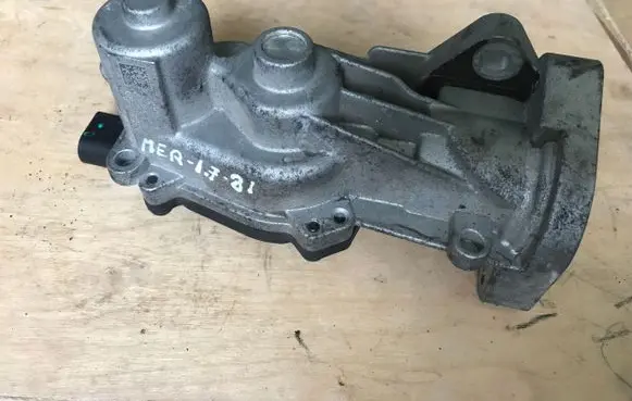 Opel Meriva B EGR valve 55581953