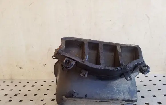 Mitsubishi Pajero Other engine bay part