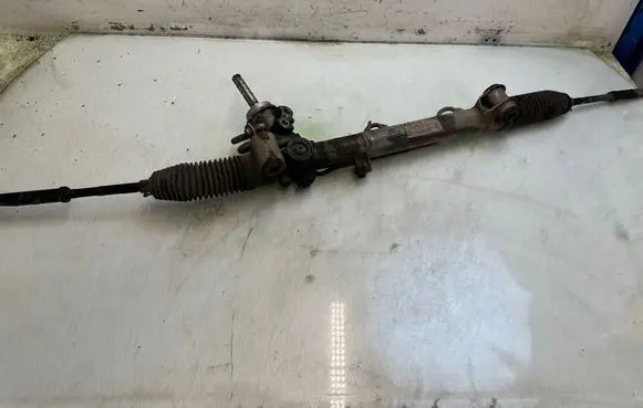 Opel Astra H Steering rack 13188614