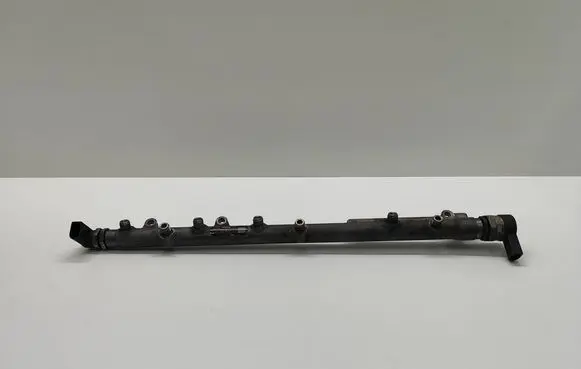 BMW 5 E60 E61 Fuel main line pipe 7795514 0445216015