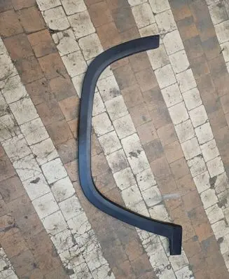 Jeep Grand Cherokee Fender trim (molding) 6PZ80TRMAD