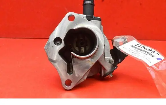 Renault Clio I Vacuum pump 146505272R