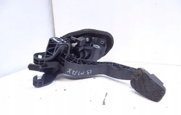 Ford B-MAX Clutch pedal AY11-7B633-AC