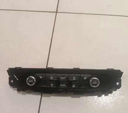Opel Insignia B Climate control unit 39177121 544930977 7370200000000X