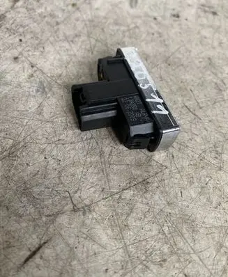 Ford Galaxy Hazard light switch 6m2t13a350