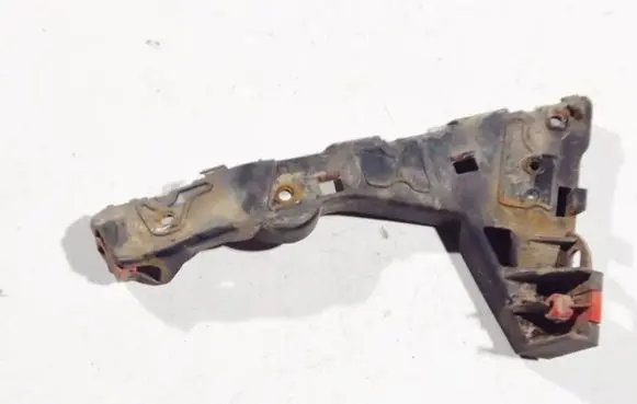 Opel Astra H Front bumper mounting bracket 24460283 331883181