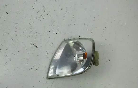 Volkswagen Polo III 6N 6N2 6NF Front indicator light 6N0953049