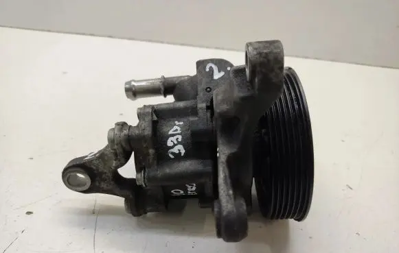 BMW 3 E90 E91 Power steering pump 7564503 32427564503 7553955