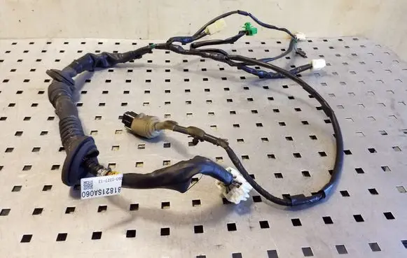 Subaru Forester SG Front door wiring loom 81821SA060