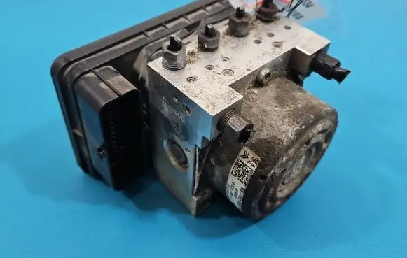 Peugeot 301 ABS Pump 98717031680 IMPRK1565534
