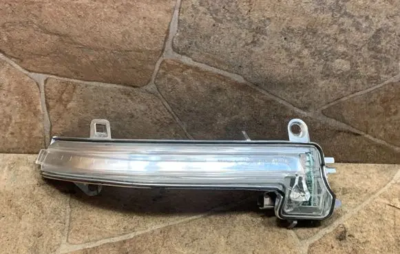 BMW 3 F30 F35 F31 Mirror indicator light 7280772
